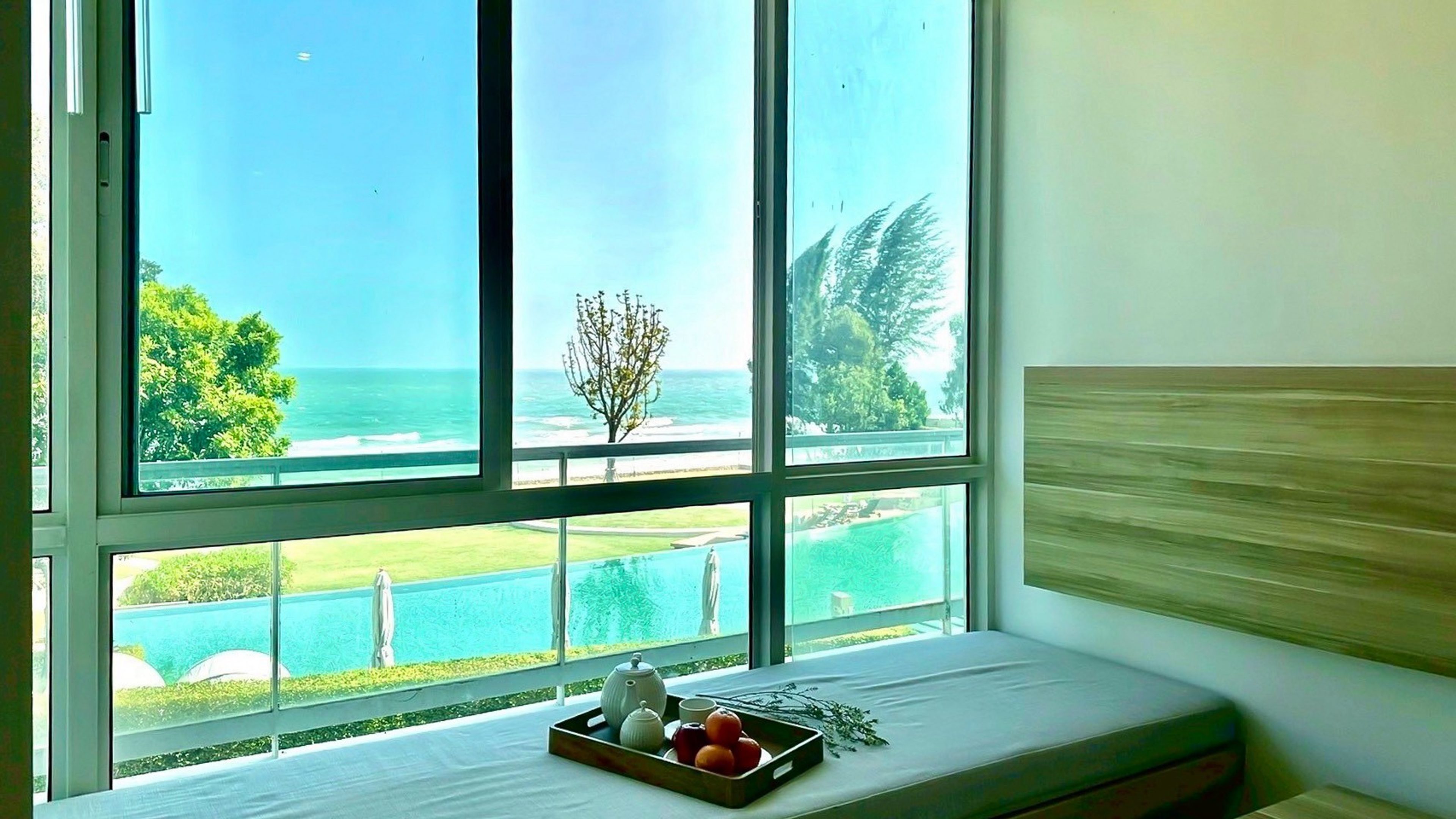 Luxury Beachfront 3-Bedroom Condo for Sale at Wan Vayla Hua Hin, Khao Tao thumbnail 14