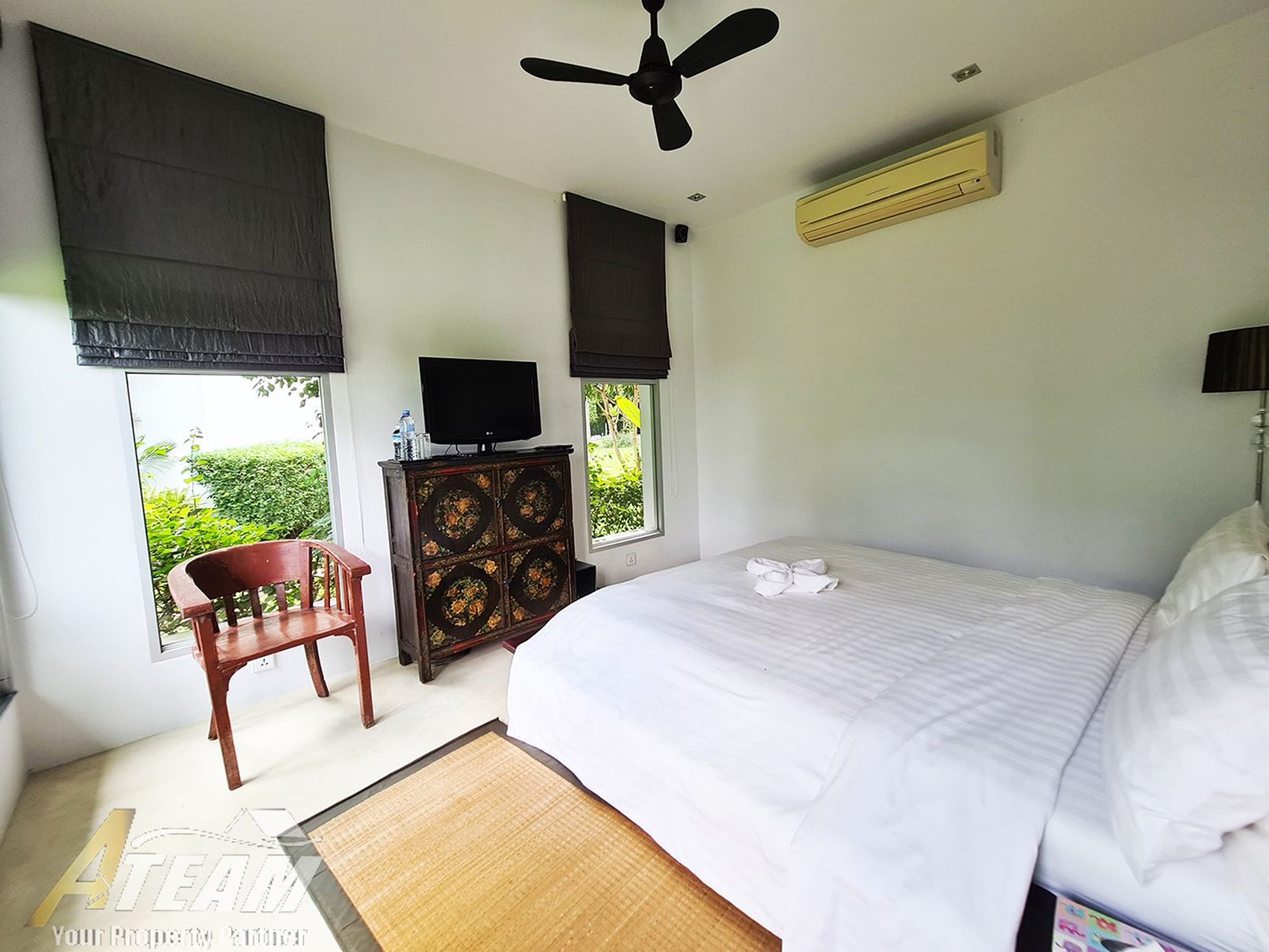 8 bedrooms most exclusive Luxury property in Hua Hin thumbnail 23