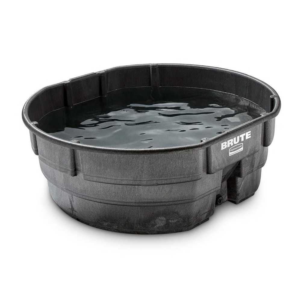 Rubbermaid Brute 300 gal. Structural Foam Stock Tank