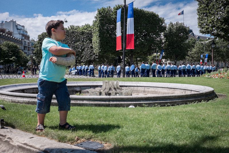 Street Photography Paris Album Street Photography Paris mit Fotografien zum französischen Nationalfeiertag, den 14. Juli.