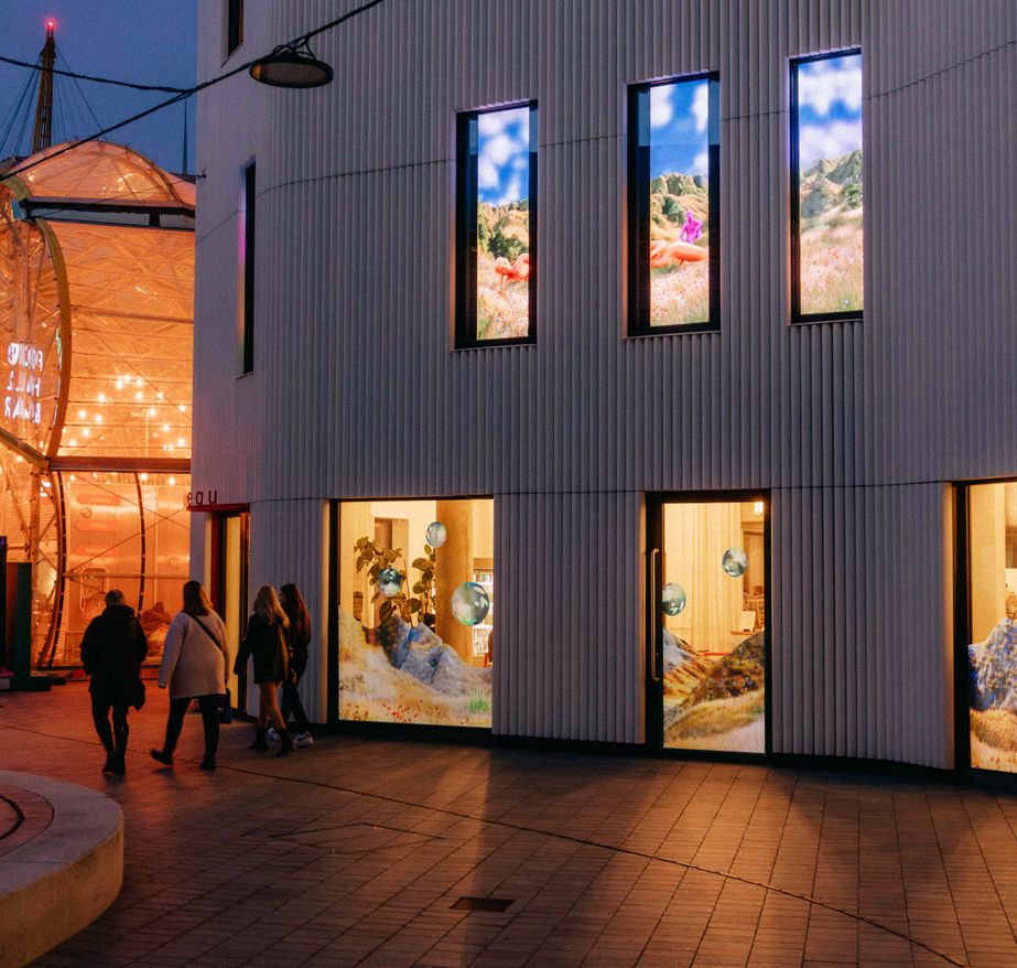 Installation view, Lucy Hardcastle Studio Bubbles of Serenity, Kris Humphreys Photography