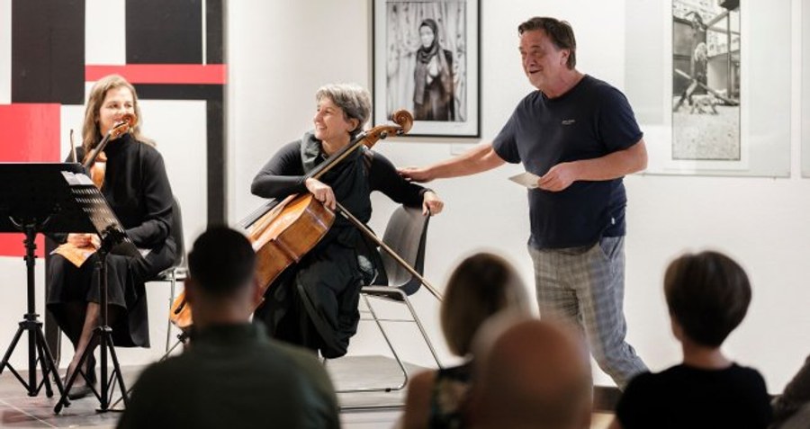 Muzikom kroz izložbu: zvučni ogled nad SubDokumentima Sarajevo '25