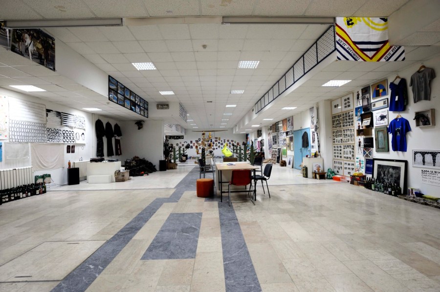 Uskoro Sarajevo Memory - Art Pieces from Siege