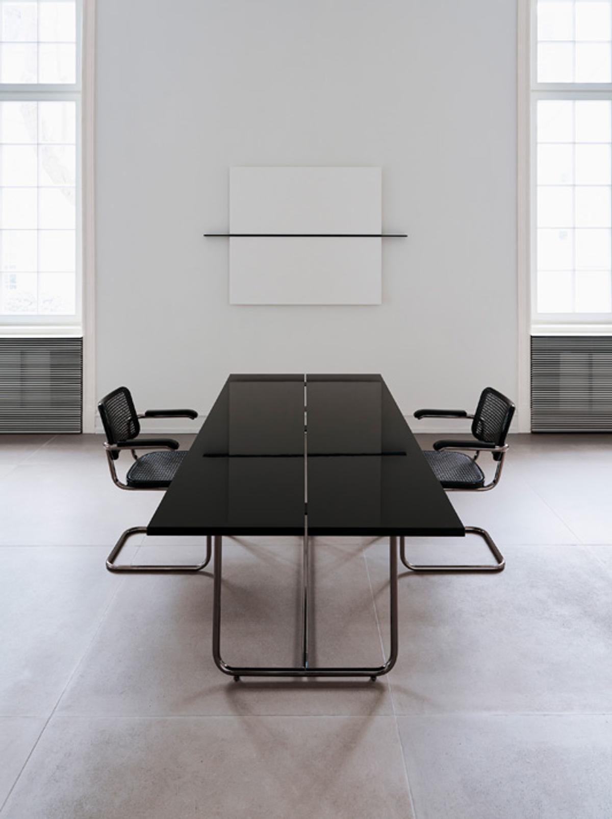 Thonet im Raum — Ansicht 6