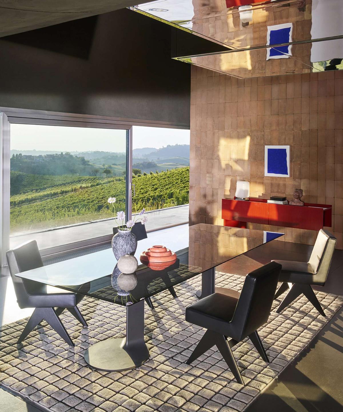 Cassina im Raum — Ansicht 2