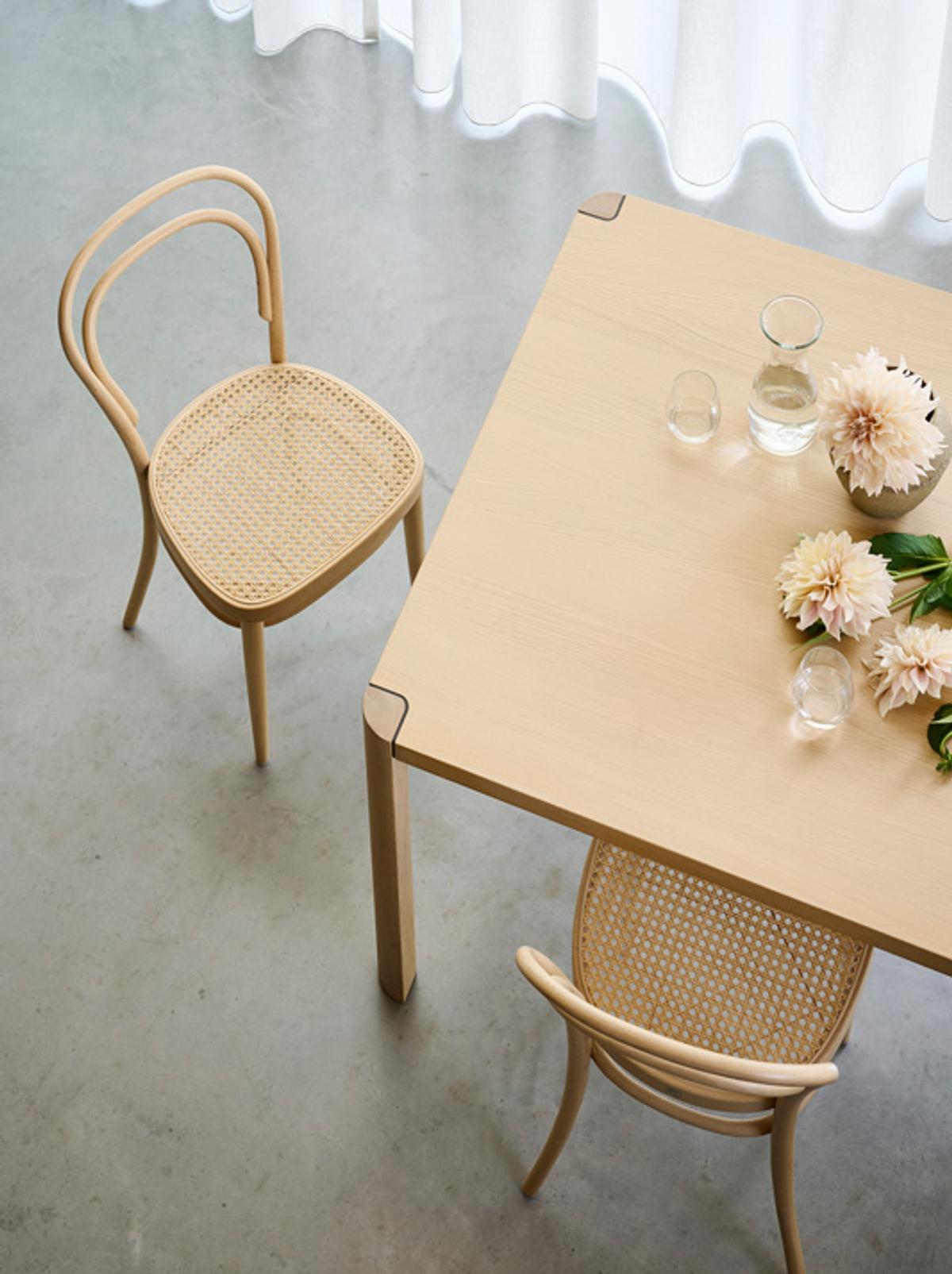 Thonet im Raum — Ansicht 13