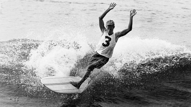 Midget Farrelly riding a Denny Keough-shaped board to a win at the 1964 World Surfing Championships. Photo: Ron Perrott