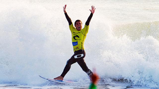 Adriano de Souza, Portugal, 2011. Photo: Kirstin Scholtz / ASP