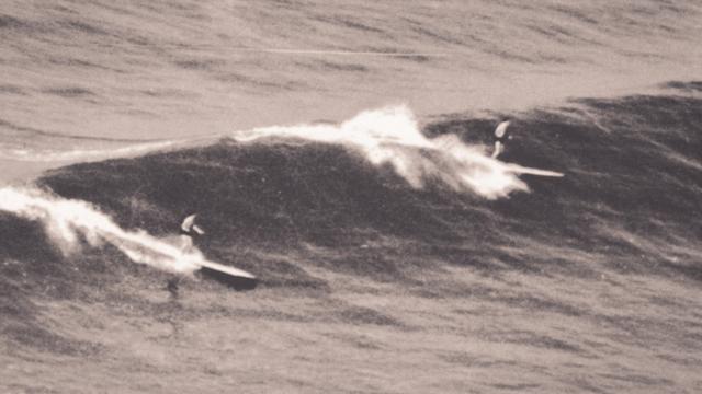 Hoppy Swarts (right) and LeRoy Grannis, Palos Verdes Cove, 1939. Photo: Doc Ball