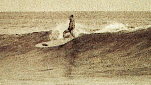 Les Williams cuts back at Malibu, 1951. Photo: Joe Quigg