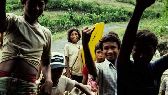 Balinese kids near Uluwatu, late 1970s. Photo: Dana Edmunds