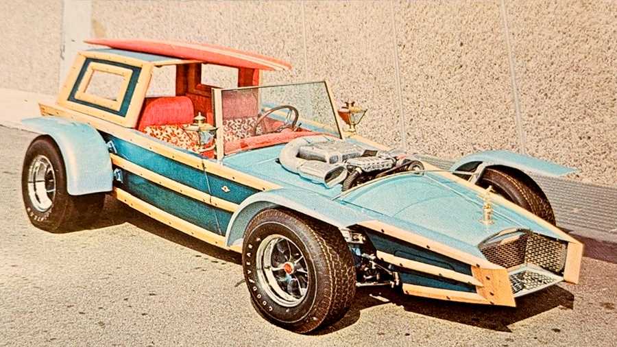 The Calico Surfer, a custom car owned by Calvin "Tulie" Clark