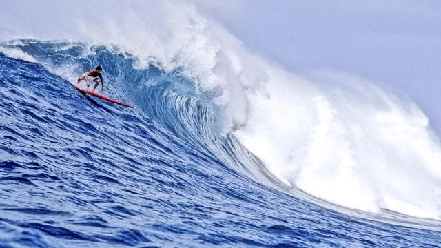 Eddie Aikau, Waimea. Photo: Don James
