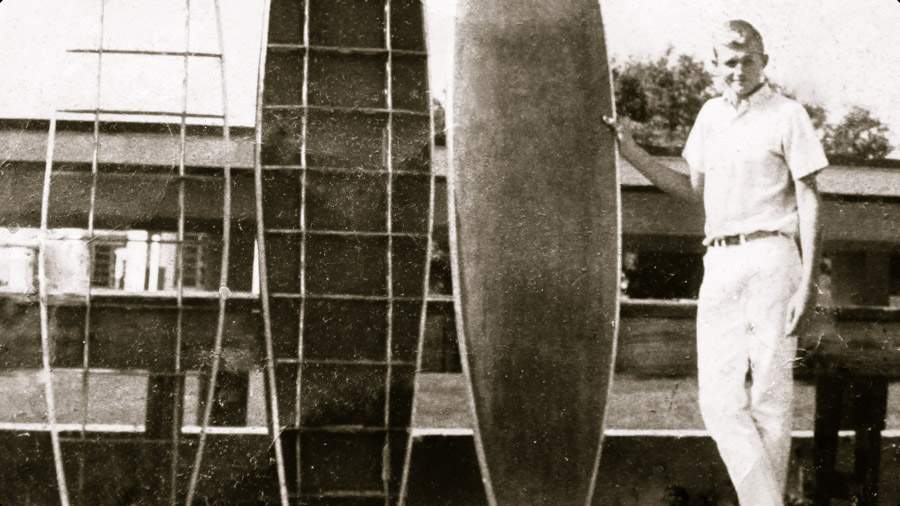 DIY hollow surfboard 