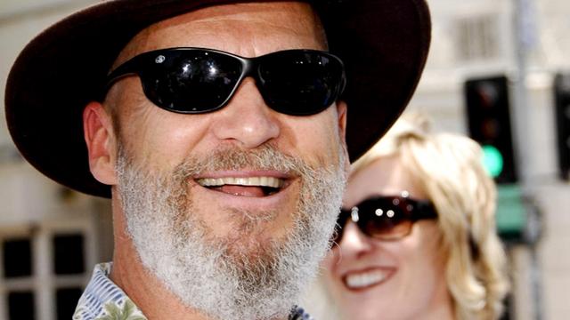 Jeff Bridges at the "Surf's Up" premier