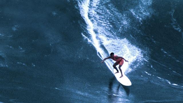 Takao Kuga, Waimea Bay, 1990. Photo: Sato