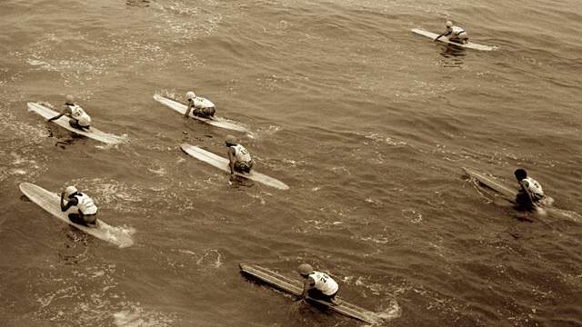 Paddle race, Huntington Beach. Photo: Ron Church