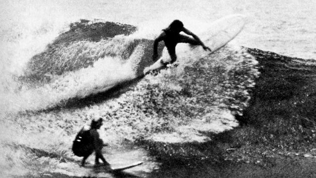 John van Ornum (bottom) and Scott Preiss, Newport Point, 1973. Photo: Larry Moore