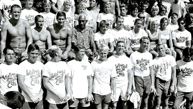 Windansea Surf Club team picture, with Duke Kahanamoku, at 1964 Makaha International. Photo: Tom Keck