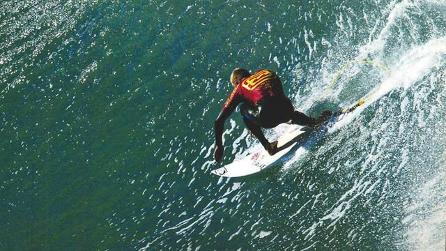 Mick Fanning, Jeffreys Bay, 2002. Photo: Pierre Tostee