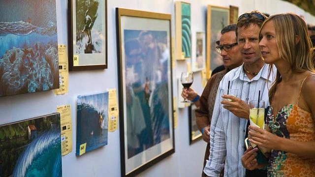 Silent auction at the 2008 Waterman's Ball