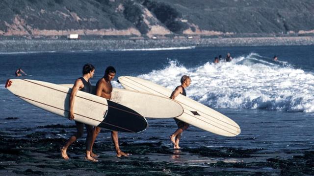 (L to R) John Peck, Miki Dora, Mike Hynson, Rincon, 1966. Photo: Ron Stoner