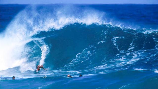 Victor Ribas, Arpoador. Photo: Rick Werneck