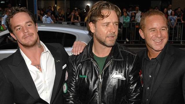 Koby Abberton (left), Russell Crowe, Sunny Abberton; Bra Boys preimer