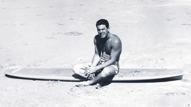 Lance Carson, Hermosa, 1963. Photo: LeRoy Grannis