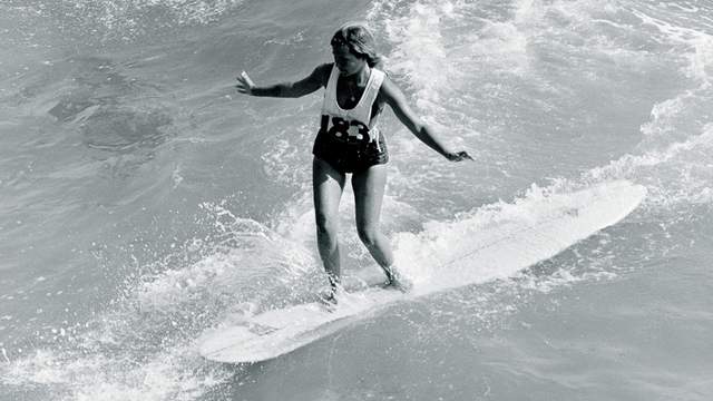 Nancy Nelson, Huntington, gliding from the outside to the inside reform section, 1965. Photo: Ron Church