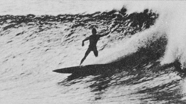 Gail Couper goes right at Bells Beach, 1970