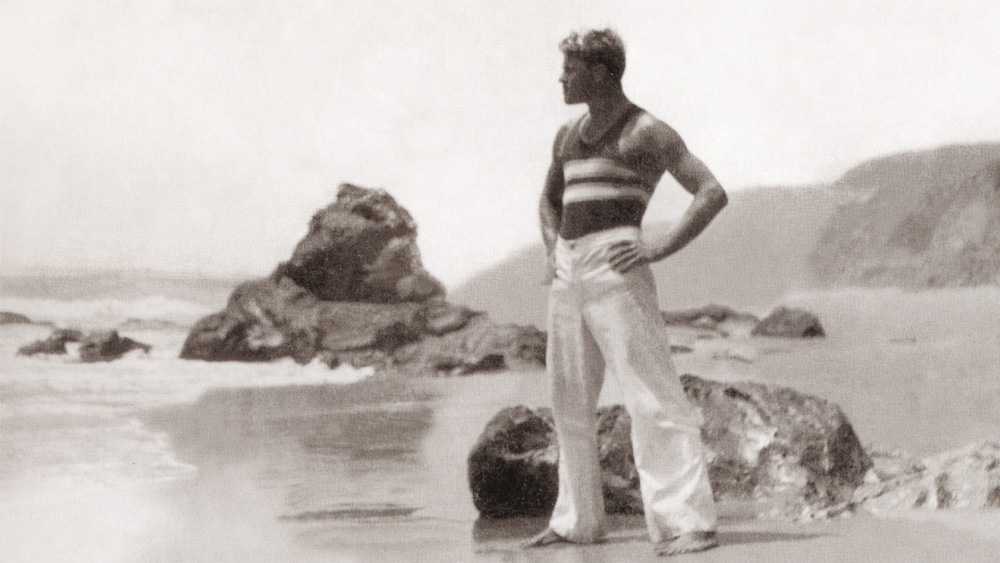 legendary surfer tom blake at Malibu in 1928