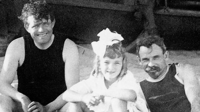 Jack London (left) and Alexander Hume  Ford, Waikiki, 1907