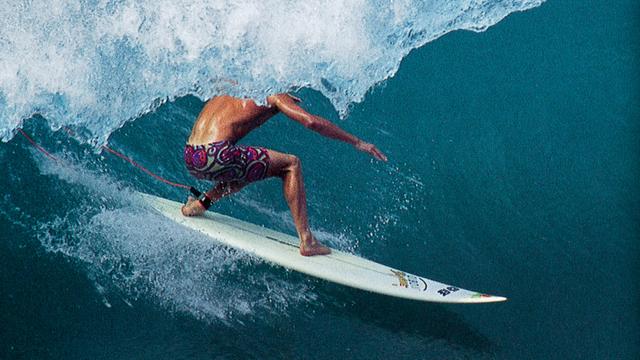 Robbie Page, Pipeline, 1992. Photo: Hank