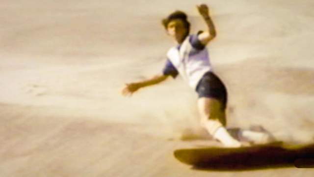 Sandboarding, 1982