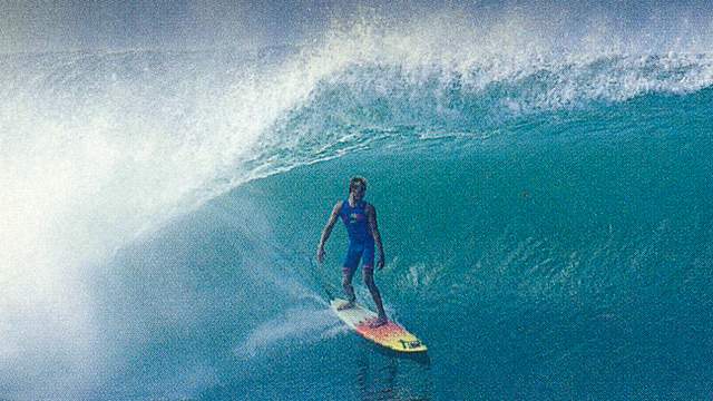 New School surfer Ross Williams, Pipeline, 1991. Photo: Mike Balzer