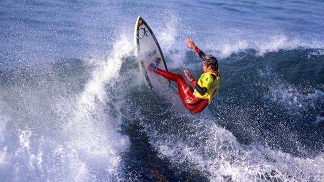 Tom Curren Rides Black Beauty