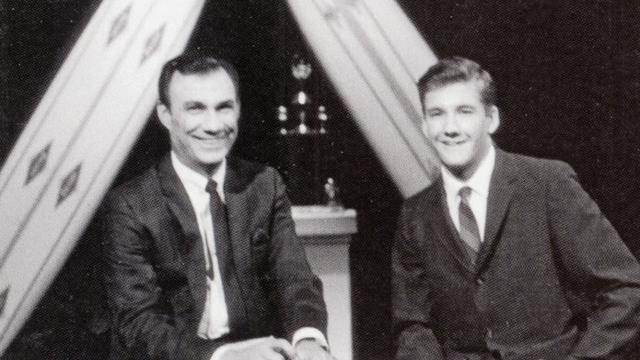 Greg MacGillivray (right) on the set of "Surf's Up"