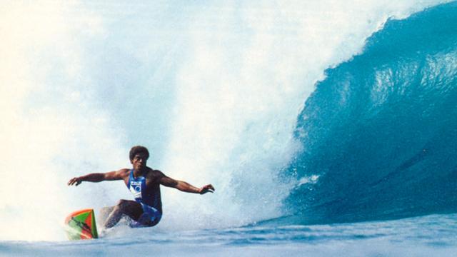 Buttons Kaluhiokalani, Pipeline, 1983, on a Pat Rawson-shaped board. Photo: Sato