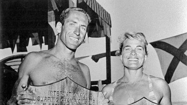 Peter Cole and Marge Calhoun, 1958 Makaha International winners. Photo: Clarence Maki