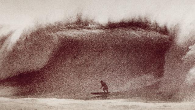 A walled-up wave at Makaha in the 1950s