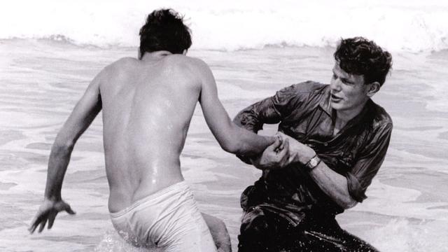 Surfer-rocker fight, Sydney, 1963. Photo: Bob Weeks