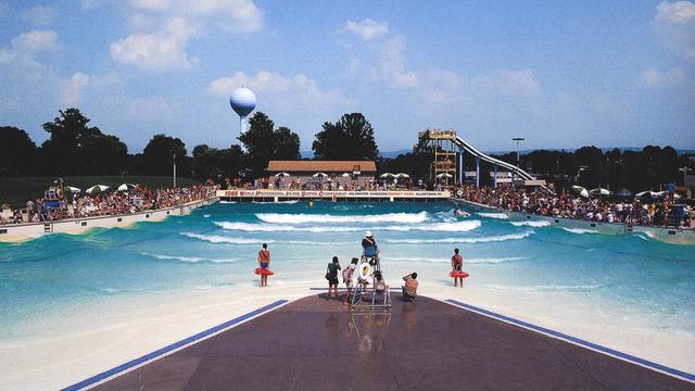 Dorney Park wavepool, Allentown, PA, 1985. Photo: Matt George