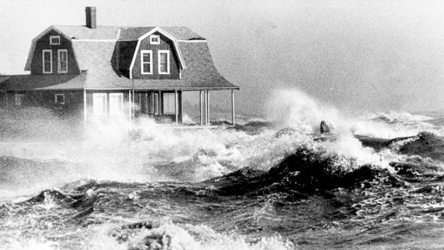 Hurricane Gloria hits Bradford, New Hampshire