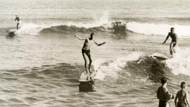 Bob Simmons, backside at Malibu, around 1950
