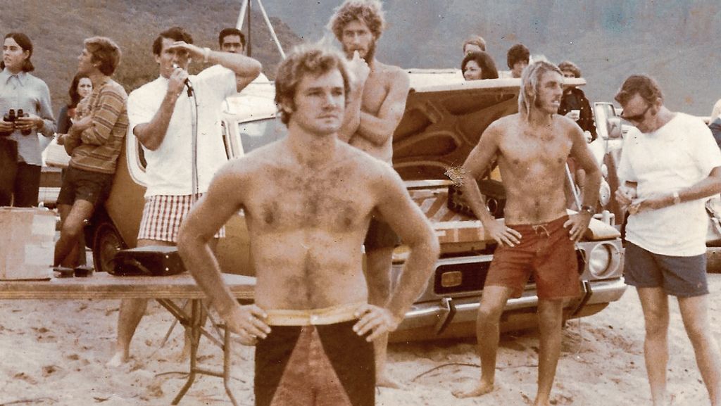 peter drouyn at the smirnoff pro surfing contest, makaha beach, 1970