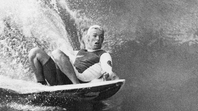 Cheyne Horan, layback, 1980. Photo: Peter Crawford