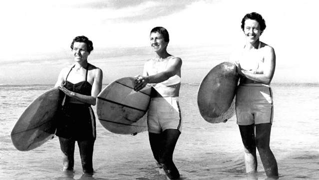 Ethel Kukea (left) with Betty Heldreich and Jane Kaopuiki, Makaha, 1955