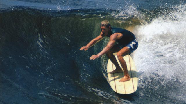 G&S teamrider and shaper Mike Hynson, Baja. Photo: Ron Stoner