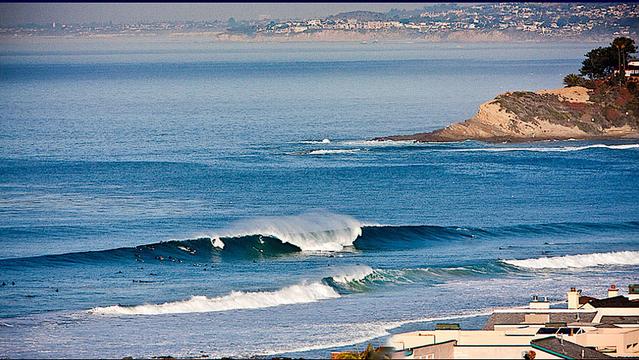 Surfline homepage, 2010